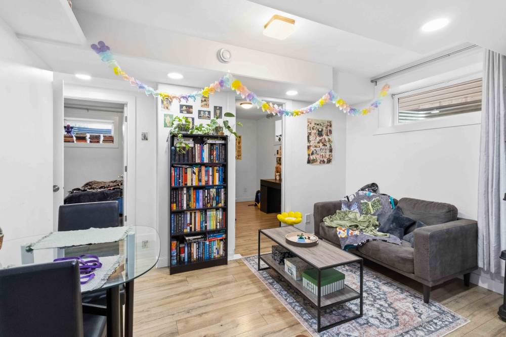 Suite living area