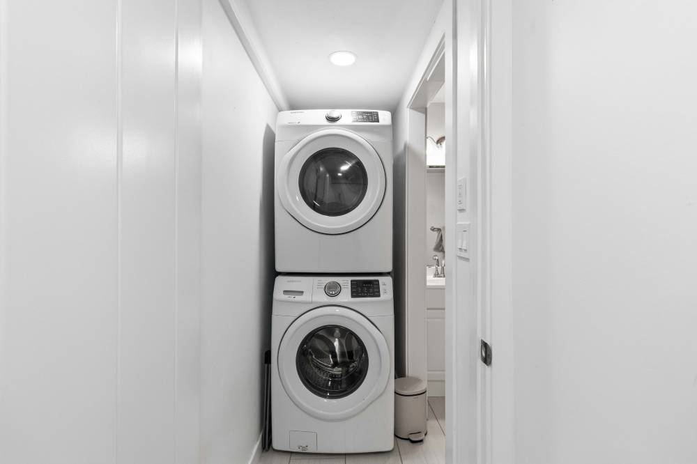 Suite laundry